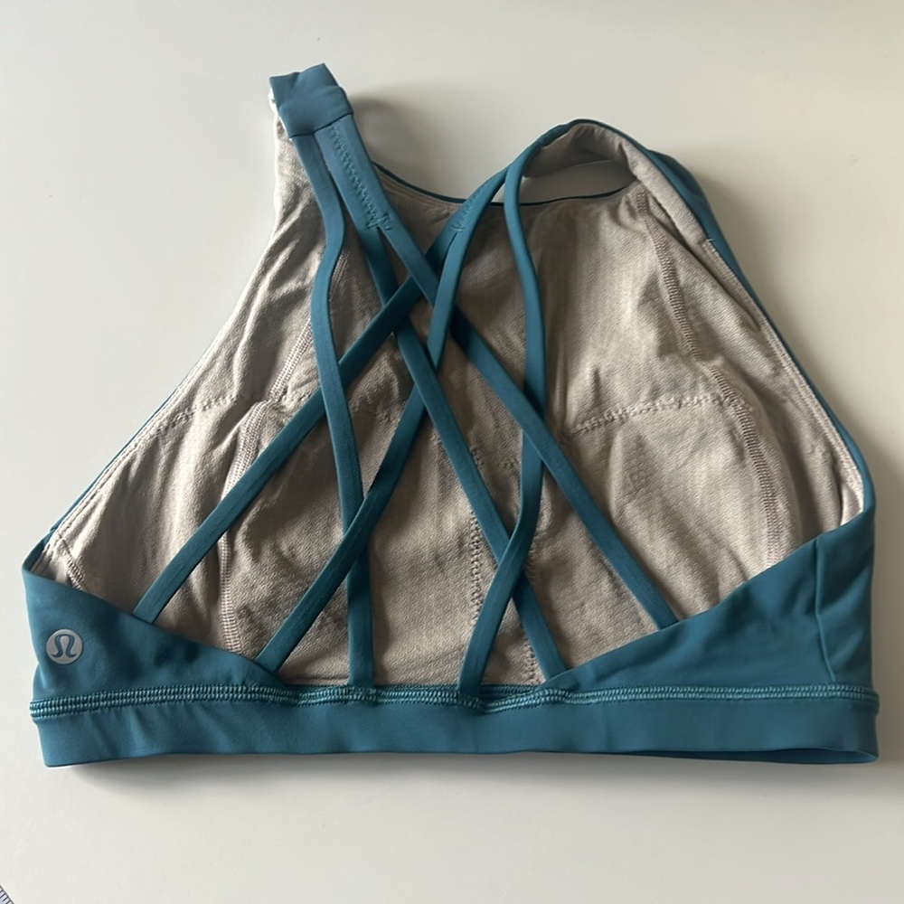 lululemon athletica Blue Sports Bra - Picture 2 of 3
